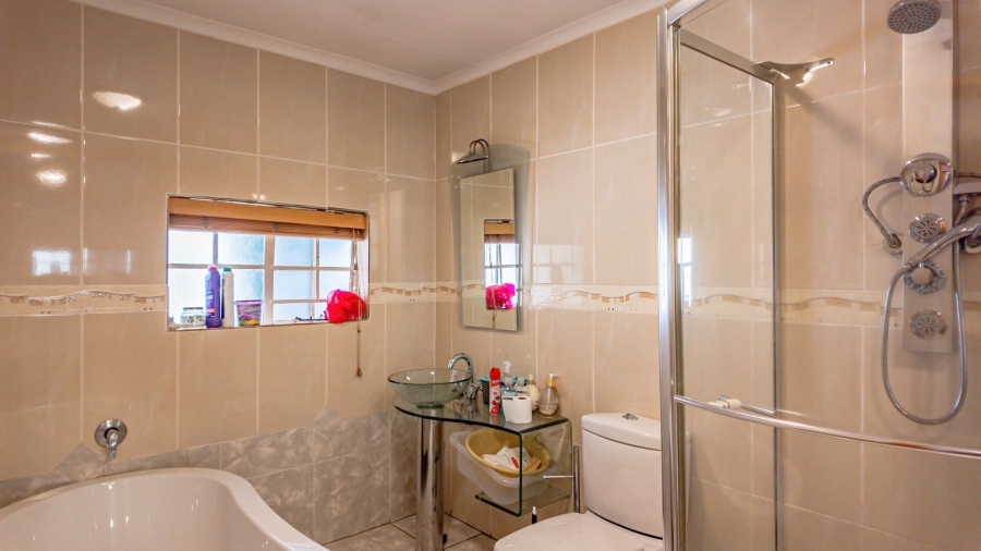 4 Bedroom Property for Sale in Cashan North West